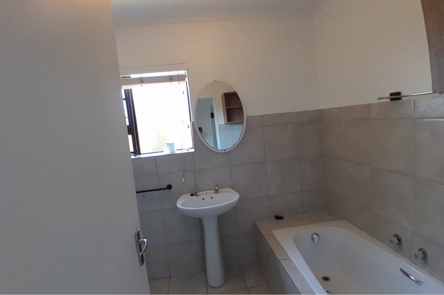 2 Bedroom Property for Sale in Parklands Western Cape